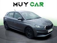 Usado Skoda Fabia Ambition 110 CV (80 kW) 2022 Gris / plata Berlina
