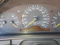 Usado Mercedes E320 Elegance 220 CV (161 kW) 1995 Gris / plata Berlina