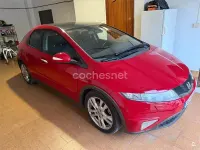 Usado Honda Civic Executive 140 CV (102 kW) 2010 Rojo Berlina