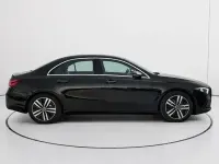 Usado Mercedes A180 116 CV (85 kW) 2022 Negro Berlina