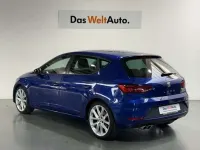 Usado Seat Leon FR 129 CV (94 kW) 2019 Azul Utilitario