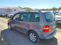 Usado VW Touran Advance 140 CV (102 kW) 2005 Gris / plata Monovolumen