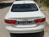 Usado Jaguar XE R-Sport 180 CV (132 kW) 2018 Blanco Berlina