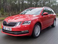 Usado Skoda Octavia Ambition 116 CV (85 kW) 2020 Blanco Familiar