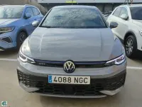 Usado VW Golf VIII GTE 272 CV (200 kW) 2025 Gris / plata Berlina