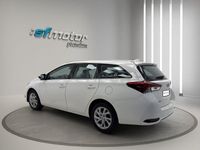 Usado Toyota Auris Active 116 CV (85 kW) 2015 Blanco Familiar