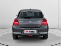 Usado Suzuki Swift 83 CV (61 kW) 2023 Gris Utilitario
