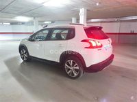 Usado Peugeot 2008 Allure 120 CV (88 kW) 2017 Blanco SUV
