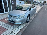 Usado Toyota Avensis Executive 150 CV (110 kW) 2010 Gris / plata Berlina