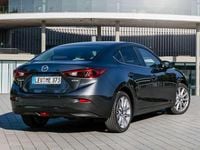 Usado Mazda 3 Luxury 150 CV (110 kW) 2017 Gris Utilitario