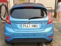 Usado Ford Fiesta Trend 82 CV (60 kW) 2012 Azul Berlina