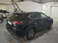 Usado Lexus NX300h Executive Line 197 CV (144 kW) 2015 Negro SUV