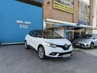 Usado Renault Scénic LIMITED 150 CV (110 kW) 2020 Blanco Monovolumen
