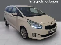 Usado Kia Carens 135 CV (99 kW) 2016 Blanco Monovolumen