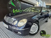 Usado Mercedes E270 Elegance 177 CV (130 kW) 2004 Azul Berlina