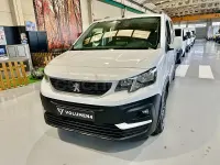 Usado Peugeot Rifter Active 100 CV (73 kW) 2020 Blanco Monovolumen