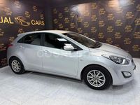 Usado Hyundai i30 Base 100 CV (73 kW) 2012 Gris / plata Berlina