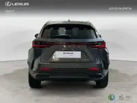 Usado Lexus NX350h Executive Line 242 CV (177 kW) 2024 Gris / plata SUV
