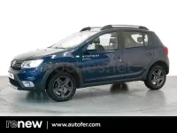 Usado Dacia Sandero 90 CV (66 kW) 2018 Azul Berlina