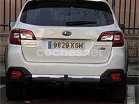 Usado Subaru Outback 150 CV (110 kW) 2017 Blanco Familiar
