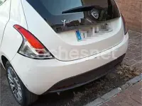 Usado Lancia Ypsilon 69 CV (50 kW) 2013 Blanco Utilitario