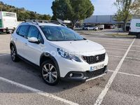 Usado Peugeot 2008 Allure 120 CV (88 kW) 2017 Blanco SUV
