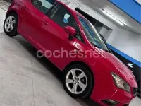 Usado Seat Ibiza Style 90 CV (66 kW) 2012 Rojo Berlina