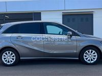 Usado Mercedes B180 Urban 109 CV (80 kW) 2015 Gris / plata Utilitario