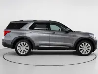 Usado Ford Explorer Platinum 457 CV (336 kW) 2022 Gris / plata SUV