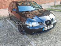 Usado Seat Ibiza 100 CV (73 kW) 2004 Negro Utilitario