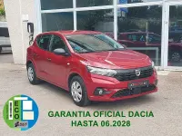Occasion Dacia Sandero Essentiel 100 PK (73 kW) 2021 Rood Sedan