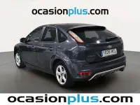 Usado Ford Focus Trend 90 CV (66 kW) 2011 Gris Utilitario