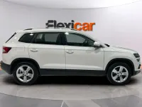 Usado Skoda Karoq Ambition 150 CV (110 kW) 2021 Blanco SUV