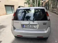 Usado Suzuki Ignis 83 CV (61 kW) 2002 Gris / plata Utilitario