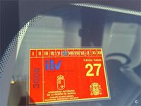 Usado Renault Mégane GrandTour Intens 115 CV (84 kW) 2016 Rojo Familiar