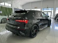 Usado Audi RS3 Ambiente 400 CV (294 kW) 2023 Negro Berlina