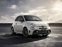 Nuevo Abarth 500e Turismo 132 kW (180 CV) 2025 Verde Utilitario