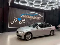 Usado BMW 318 Comfort Edition 150 CV (110 kW) 2016 Gris / plata Berlina