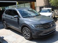Usado VW Tiguan Life 246 CV (180 kW) 2021 Gris SUV