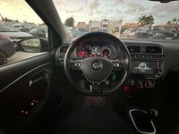 Usado VW Polo 90 CV (66 kW) 2017 Negro Utilitario