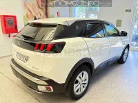 Usado Peugeot 3008 Allure 130 CV (95 kW) 2019 Blanco SUV