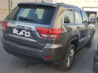 Usado Jeep Grand Cherokee Laredo 190 CV (139 kW) 2011 Gris SUV
