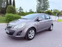 Usado Opel Corsa Selective 95 CV (69 kW) 2012 Beige Utilitario