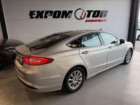 Usado Ford Mondeo Business Edition 120 HP (88 kW) 2017 Cinzento Sedan