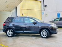 Usado Nissan Qashqai +2 Tekna 110 CV (80 kW) 2011 Violeta / lila SUV
