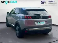 Usado Peugeot 3008 Allure 225 CV (165 kW) 2023 Gris SUV