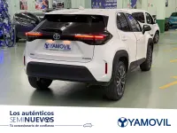 Usado Toyota Yaris Style 116 CV (85 kW) 2022 Blanco Utilitario