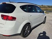 Usado Seat Altea XL Ecomotive 105 CV (77 kW) 2015 Blanco Monovolumen