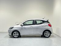 Usado Hyundai i10 67 CV (49 kW) 2022 Gris / plata Utilitario