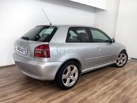 Usado Audi A3 Ambition 125 CV (91 kW) 1997 Gris / plata Utilitario